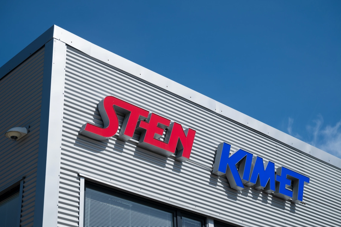 Sten Teräksen ja Kimetin asiakkaille muutos ei kuitenkaan tarkoita lisävelvoitteita tai hallinnollista työtä, sillä vastuu raportoinnista ja sääntelyn noudattamisesta on maahantuojalla.